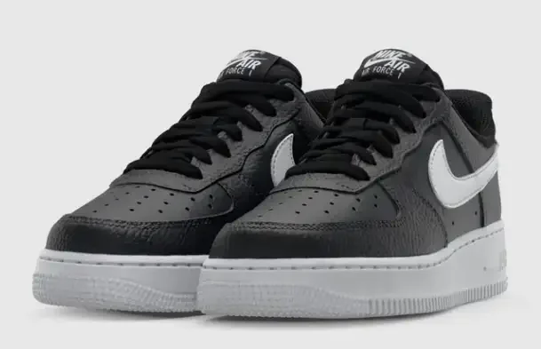 Nike Sportswear AIR FORCE 1 07 - Sneakersy niskie - czarny, ,5-52,5 za 238,90 zł (rozm. 38) – Lounge by Zalando